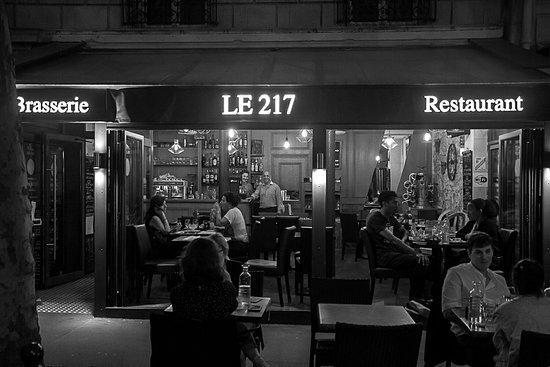 Le 217 Brasserie Restaurant